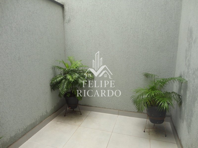 Casa à venda com 3 quartos, 175m² - Foto 3