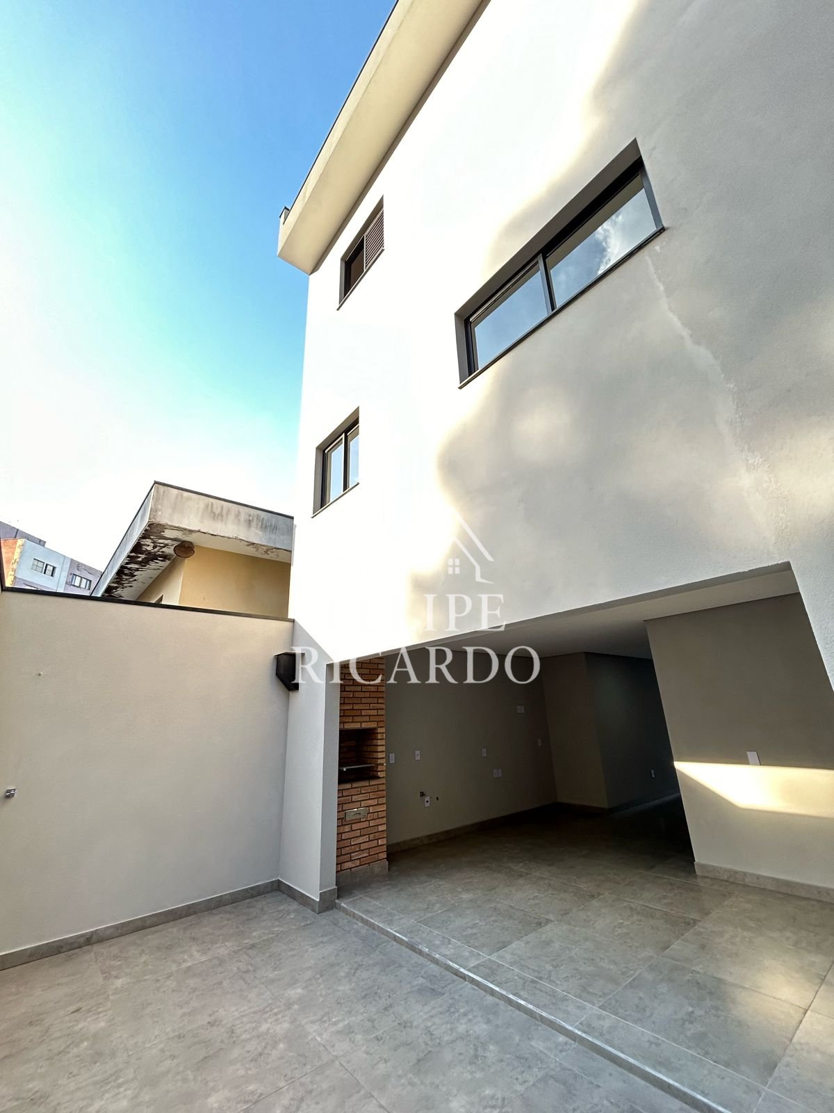 Casa à venda com 3 quartos, 230m² - Foto 5