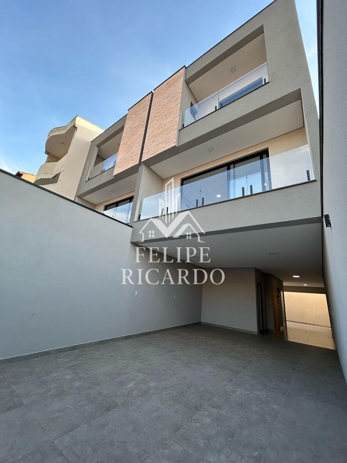 Casa à venda com 3 quartos, 230m² - Foto 9