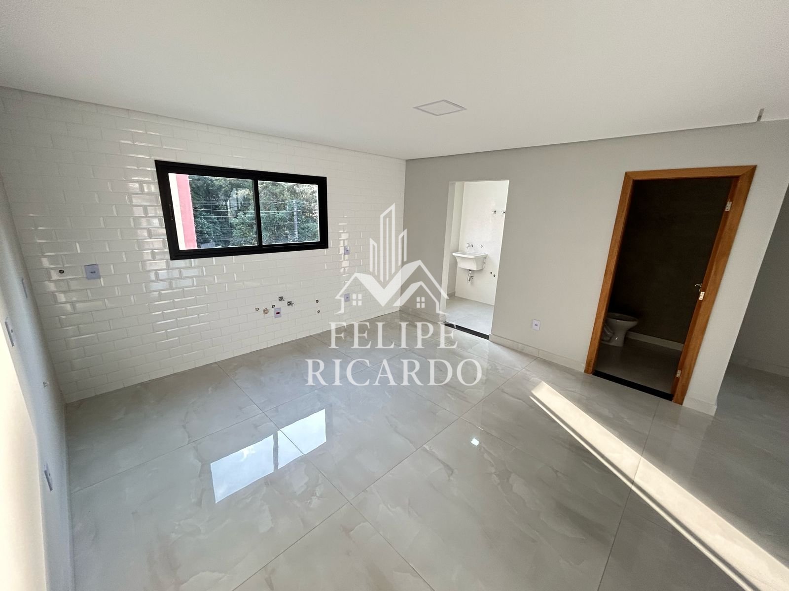 Casa à venda com 3 quartos, 230m² - Foto 14