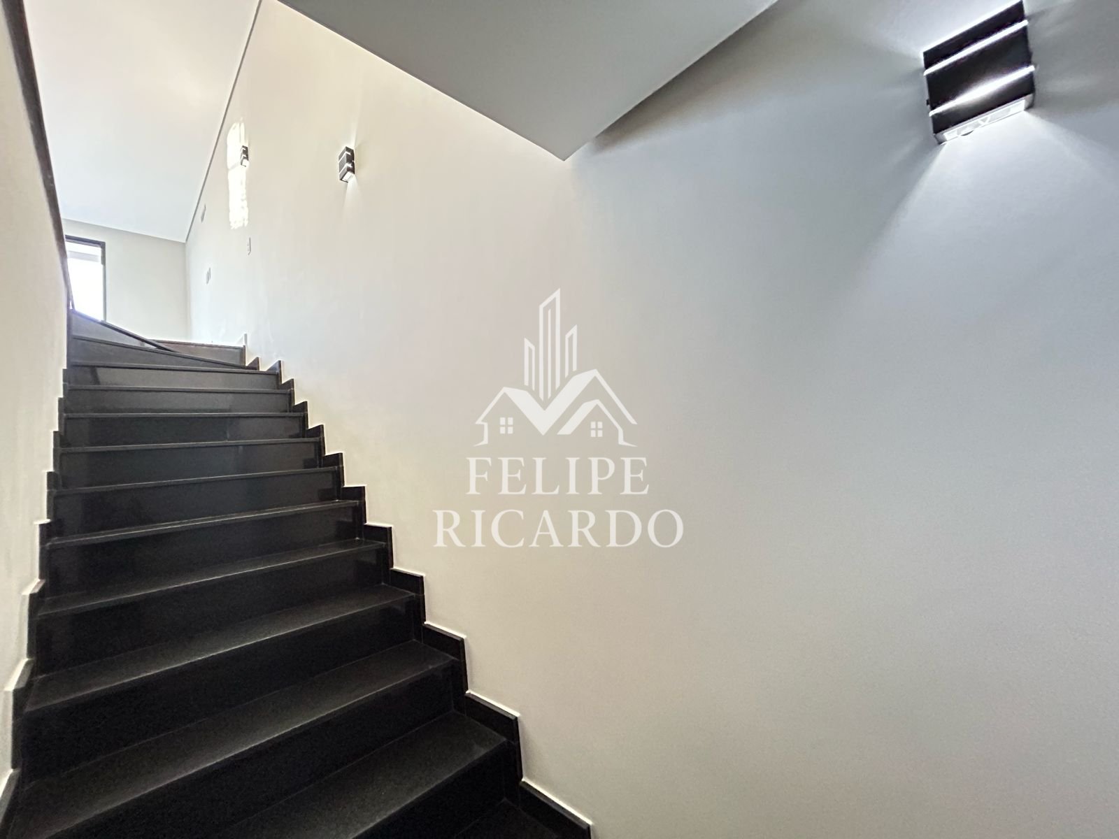 Casa à venda com 3 quartos, 230m² - Foto 15