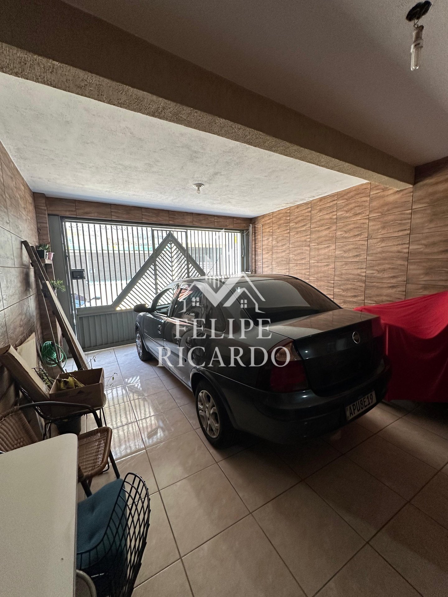 Casa à venda com 4 quartos, 200m² - Foto 2