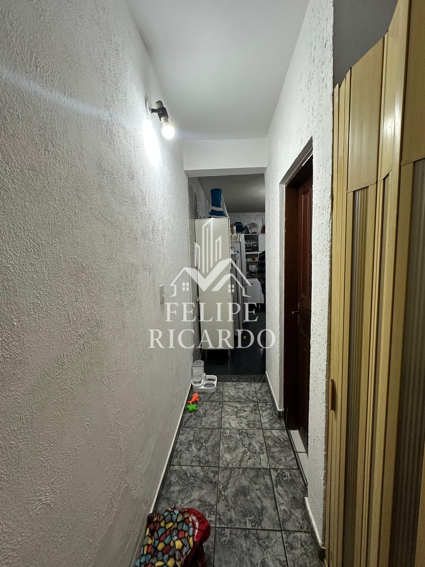 Casa à venda com 4 quartos, 200m² - Foto 6