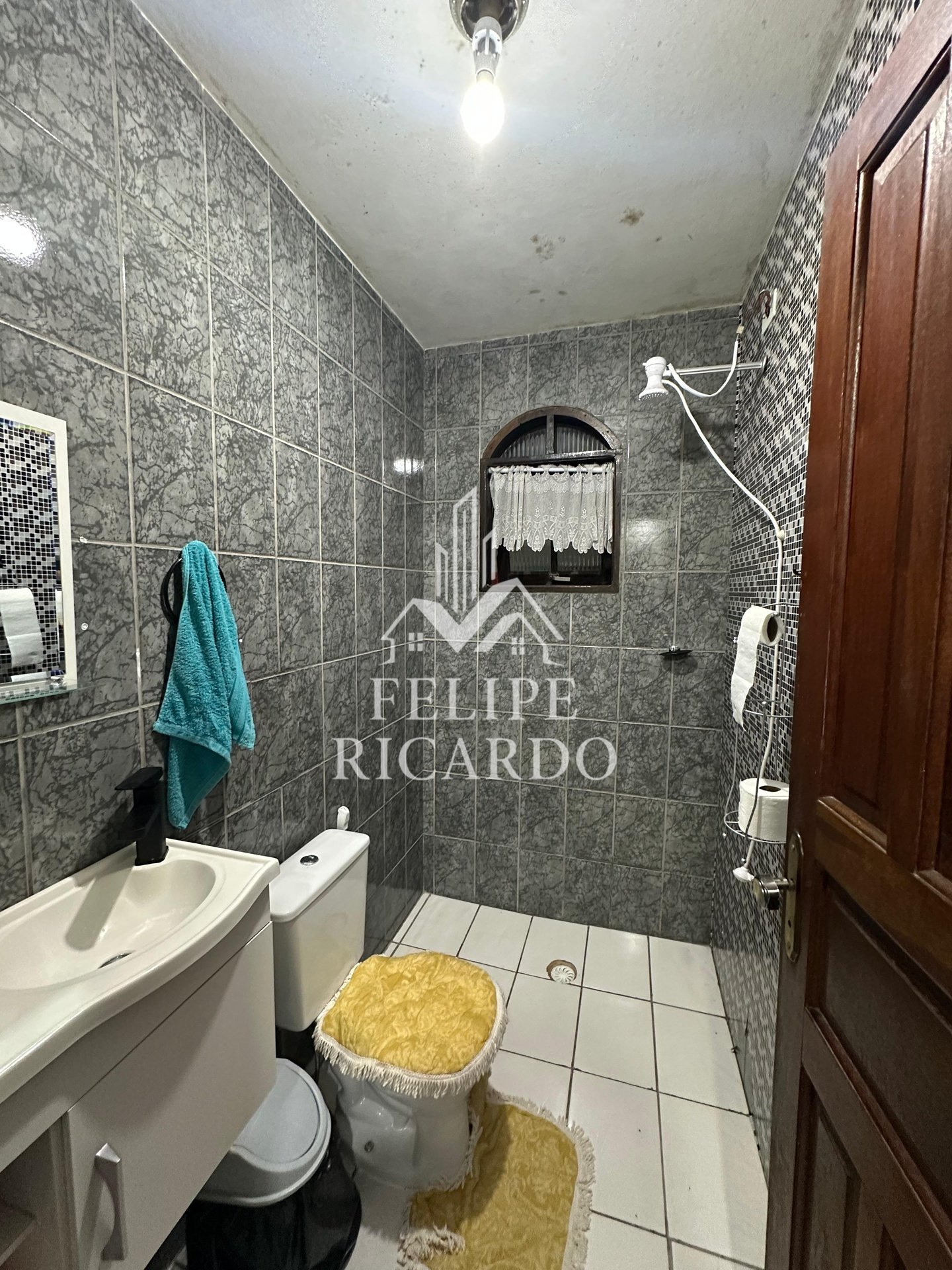 Casa à venda com 4 quartos, 200m² - Foto 8