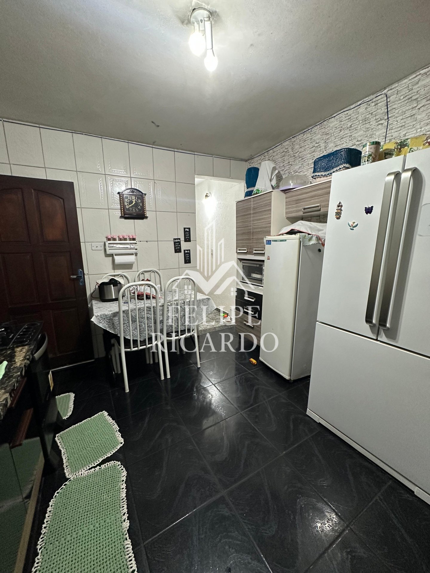 Casa à venda com 4 quartos, 200m² - Foto 11