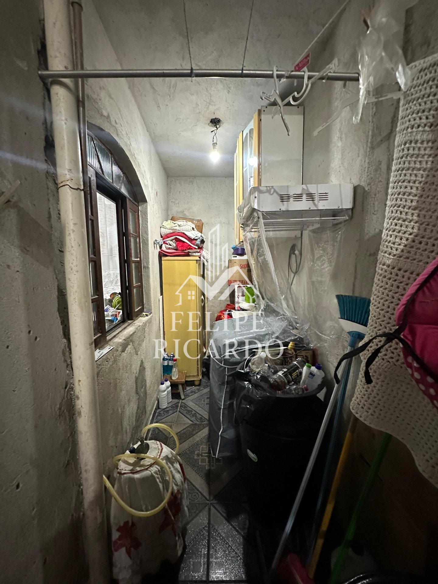 Casa à venda com 4 quartos, 200m² - Foto 12