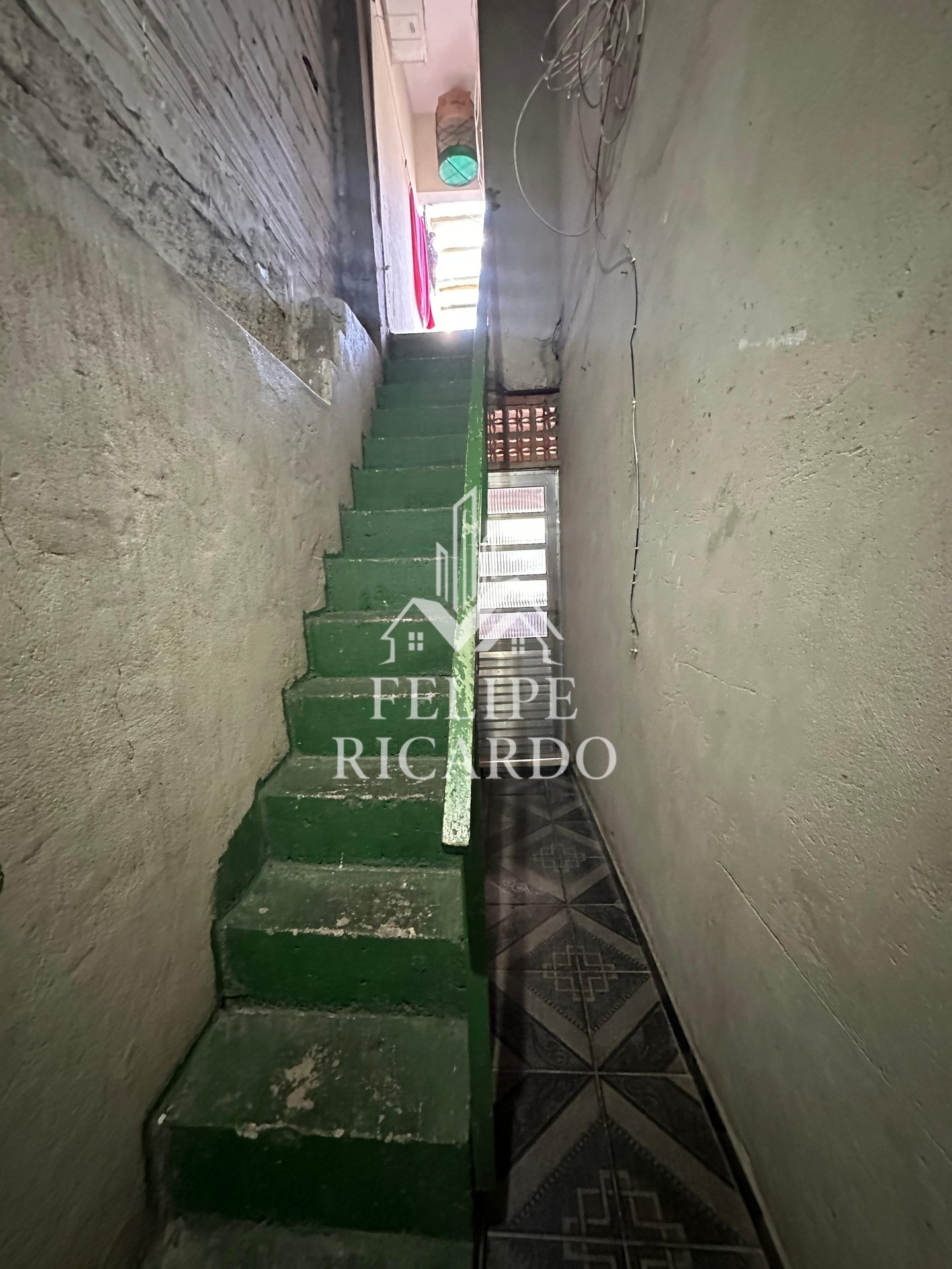 Casa à venda com 4 quartos, 200m² - Foto 14
