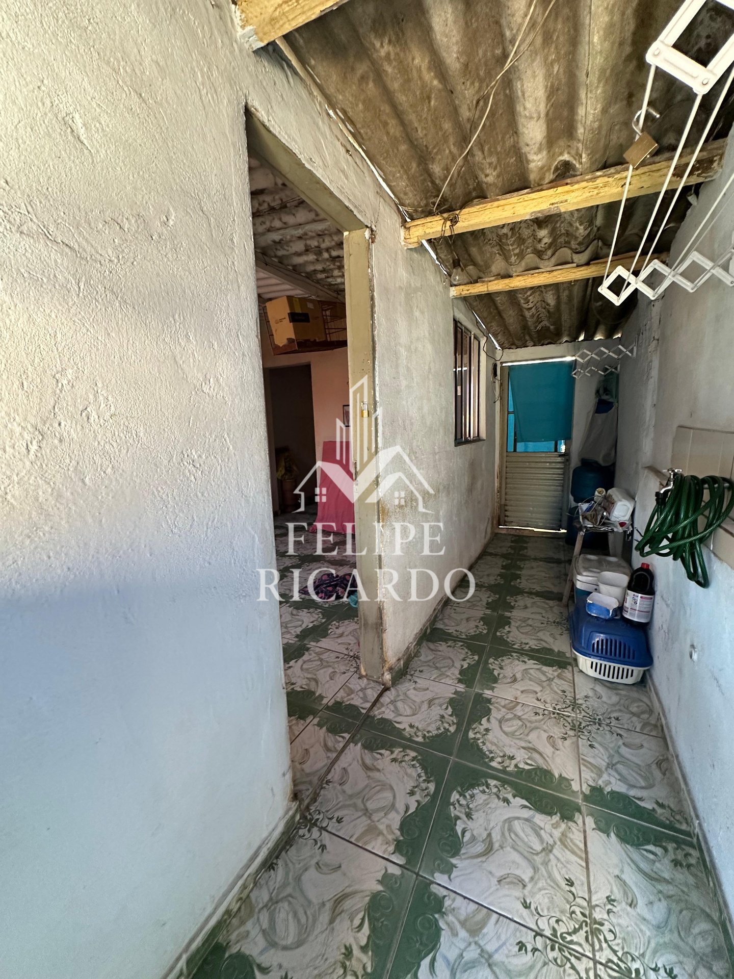 Casa à venda com 4 quartos, 200m² - Foto 27