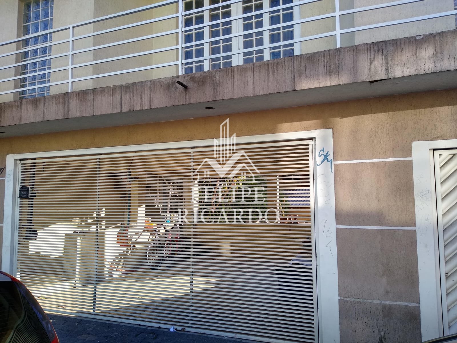 Casa à venda com 4 quartos, 350m² - Foto 1
