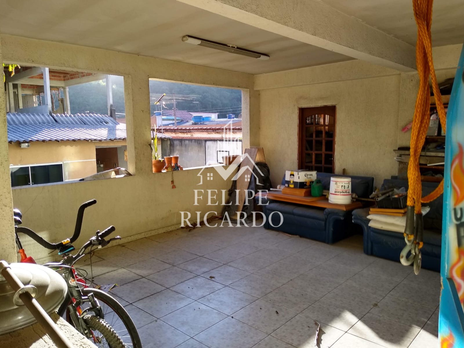 Casa à venda com 4 quartos, 350m² - Foto 3