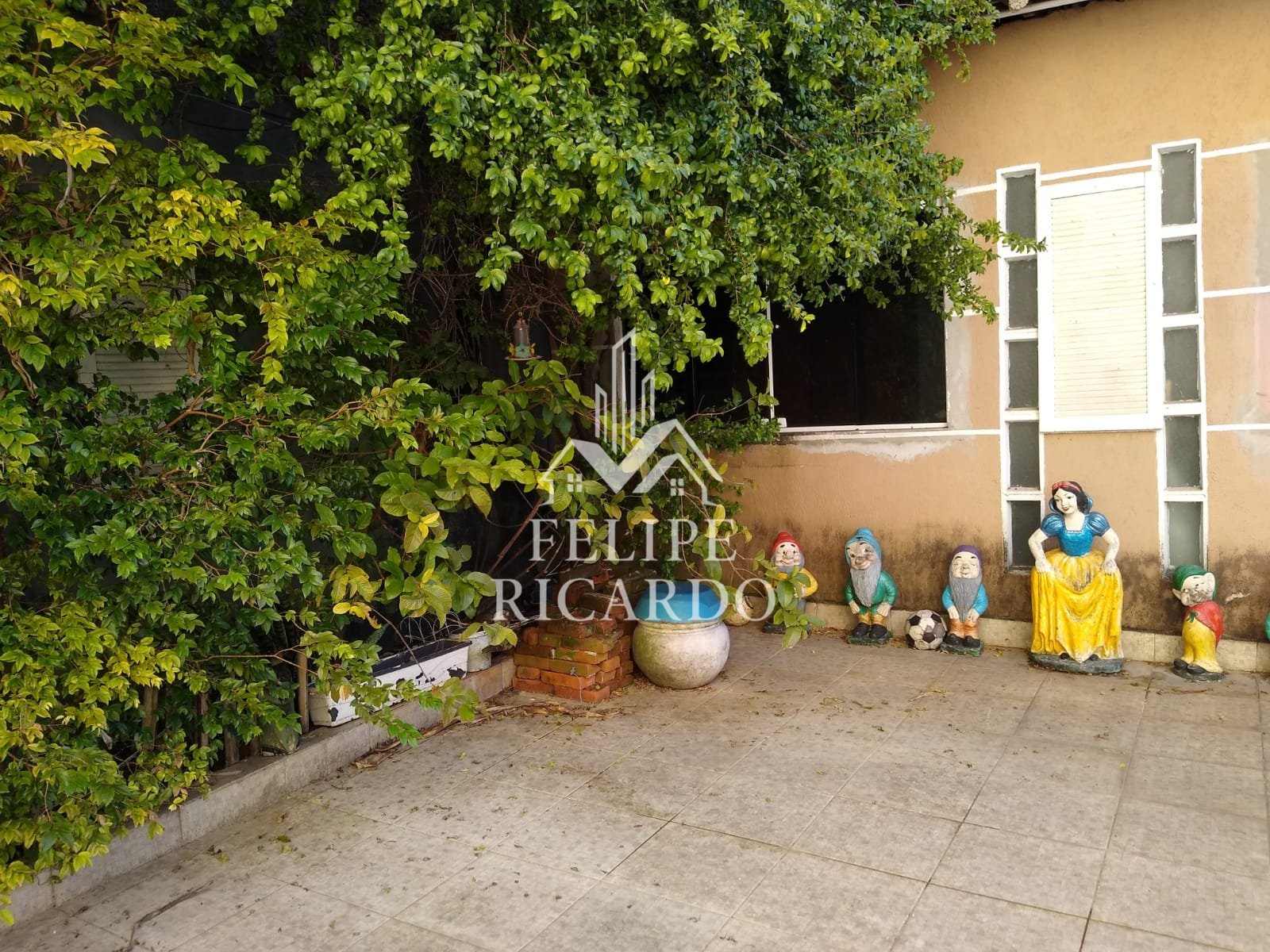 Casa à venda com 4 quartos, 350m² - Foto 7