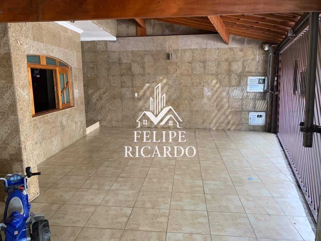 Casa para alugar com 4 quartos, 235m² - Foto 3