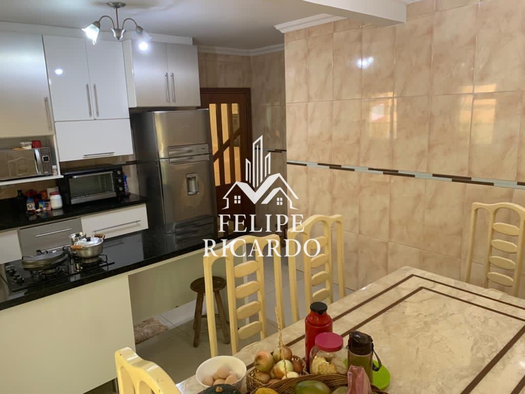 Casa para alugar com 4 quartos, 235m² - Foto 8