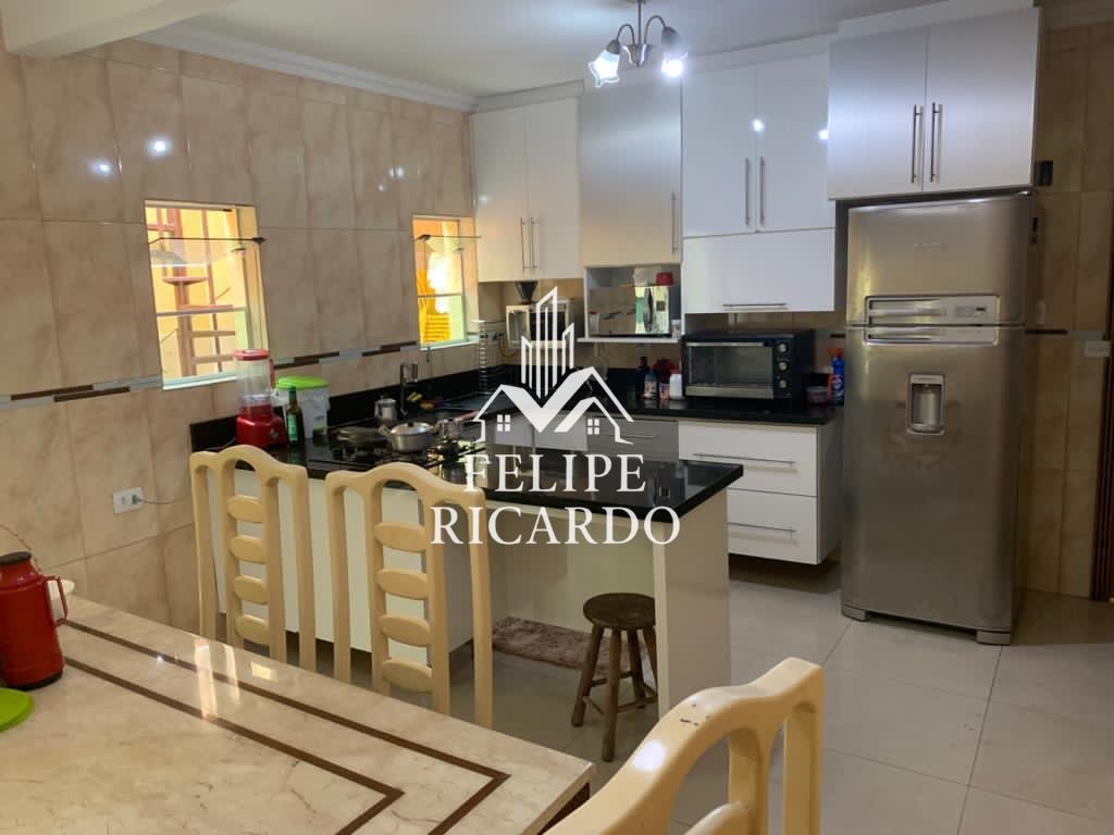 Casa para alugar com 4 quartos, 235m² - Foto 10