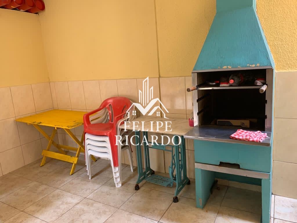 Casa para alugar com 4 quartos, 235m² - Foto 13