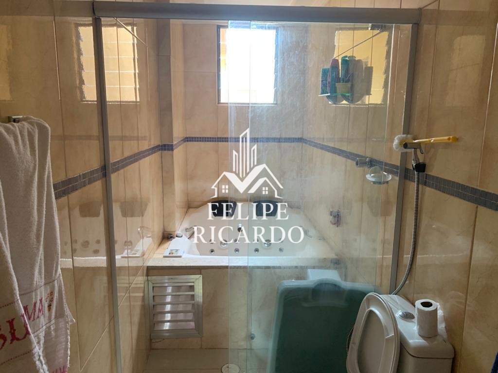 Casa para alugar com 4 quartos, 235m² - Foto 20