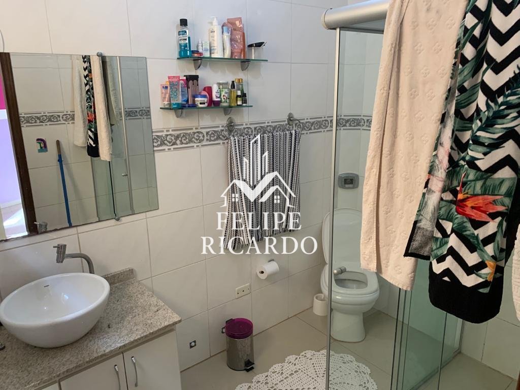 Casa para alugar com 4 quartos, 235m² - Foto 23