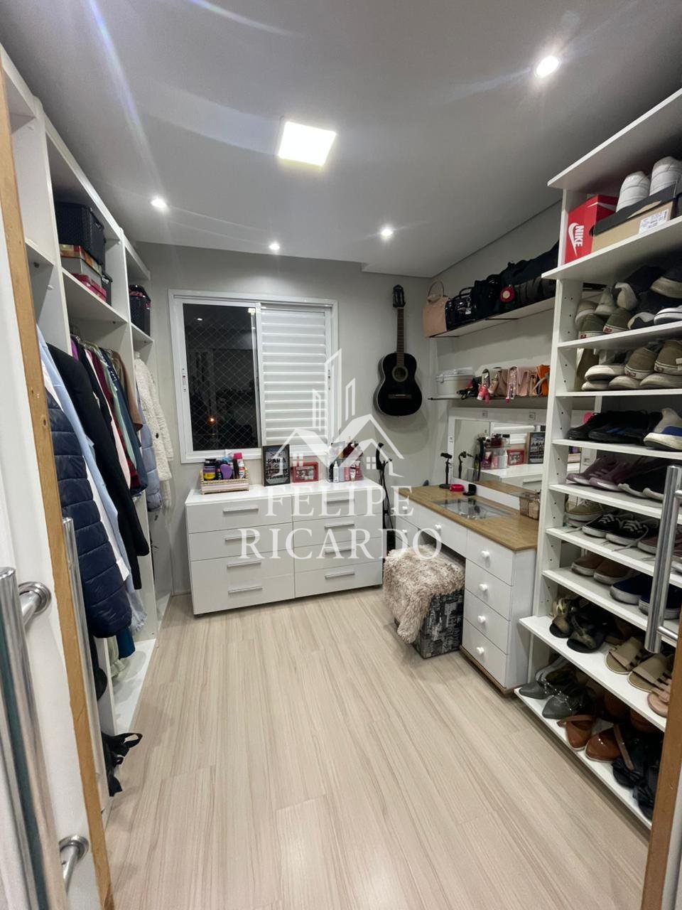Apartamento à venda com 2 quartos, 49m² - Foto 2