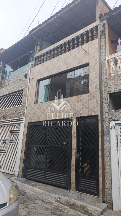 Casa à venda com 2 quartos, 198m² - Foto 1