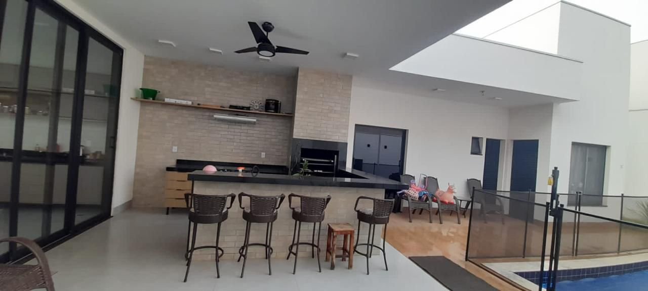 Casa de Condomínio à venda com 3 quartos, 202m² - Foto 5