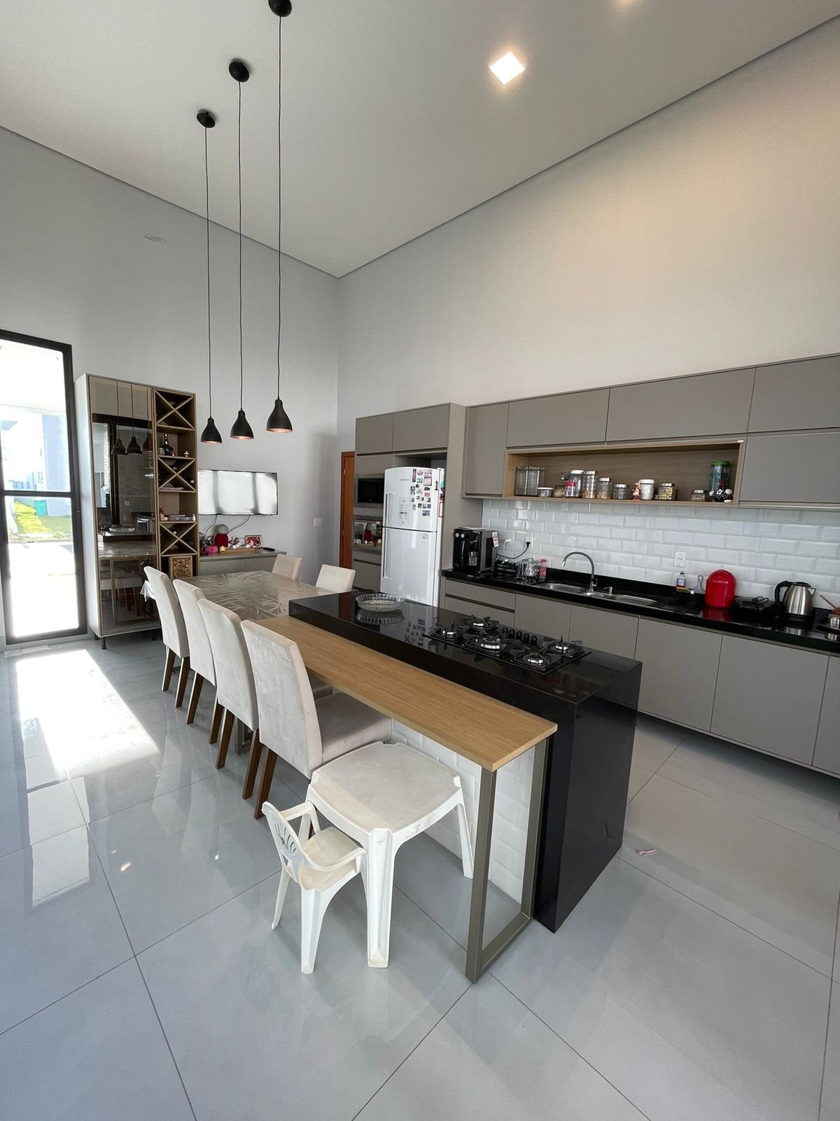 Casa de Condomínio à venda com 3 quartos, 202m² - Foto 15