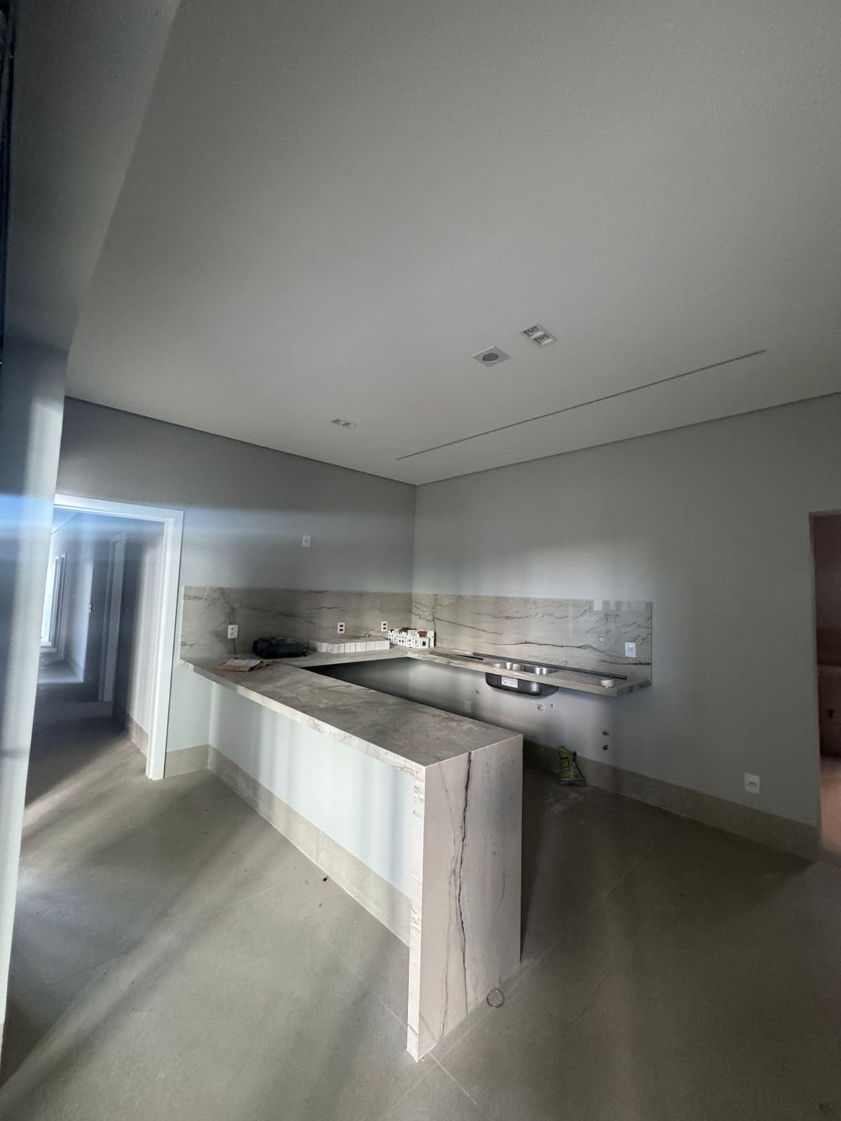 Casa de Condomínio à venda com 4 quartos, 386m² - Foto 11