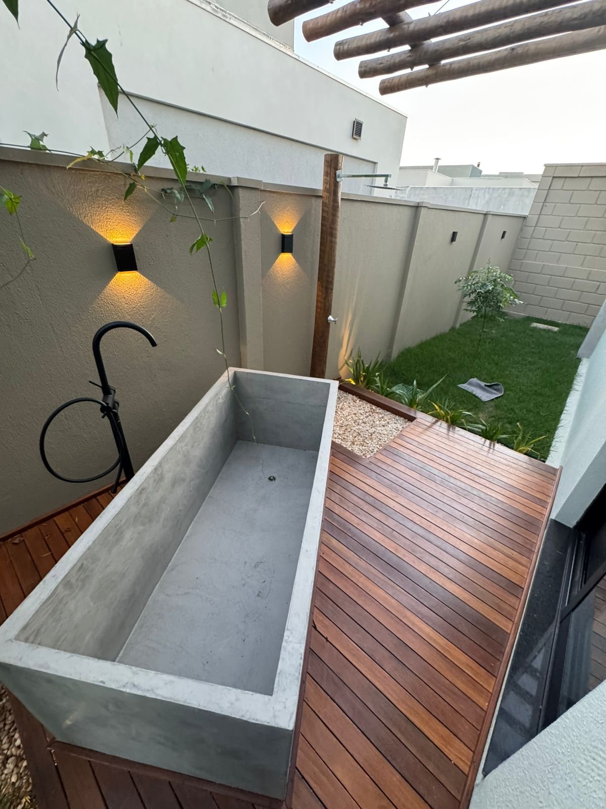 Casa de Condomínio à venda com 4 quartos, 325m² - Foto 12