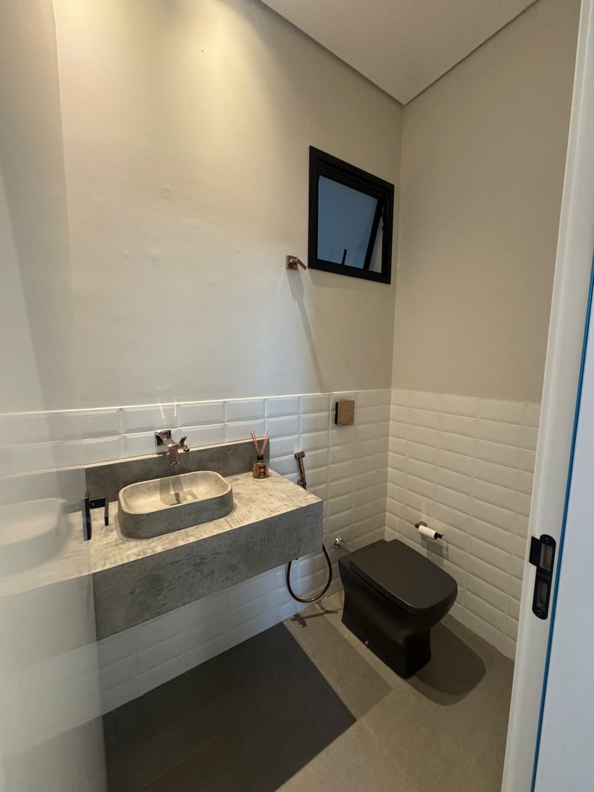 Casa de Condomínio à venda com 4 quartos, 325m² - Foto 8