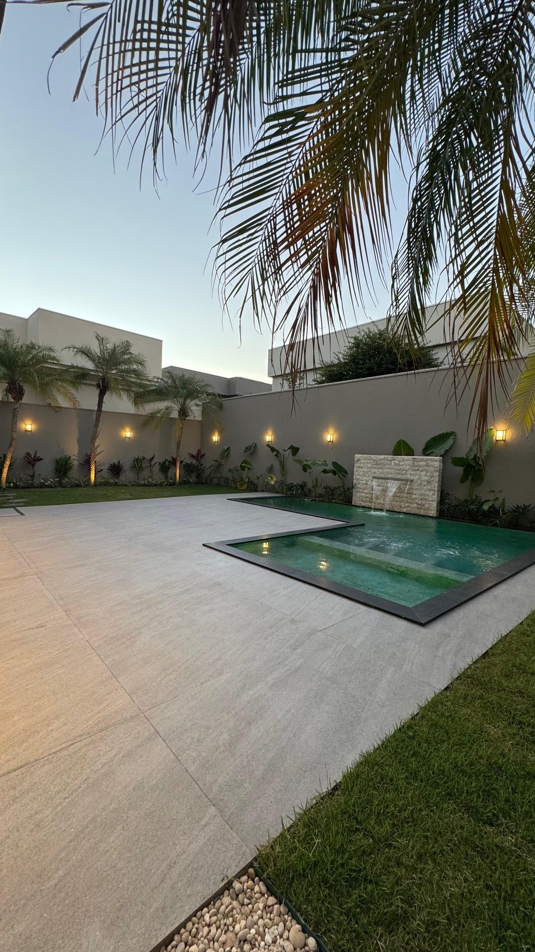 Casa de Condomínio à venda com 4 quartos, 348m² - Foto 5