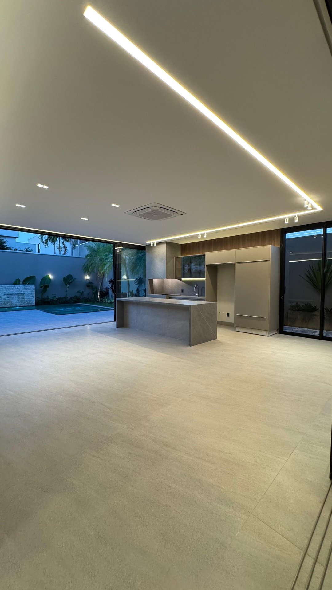 Casa de Condomínio à venda com 4 quartos, 348m² - Foto 12