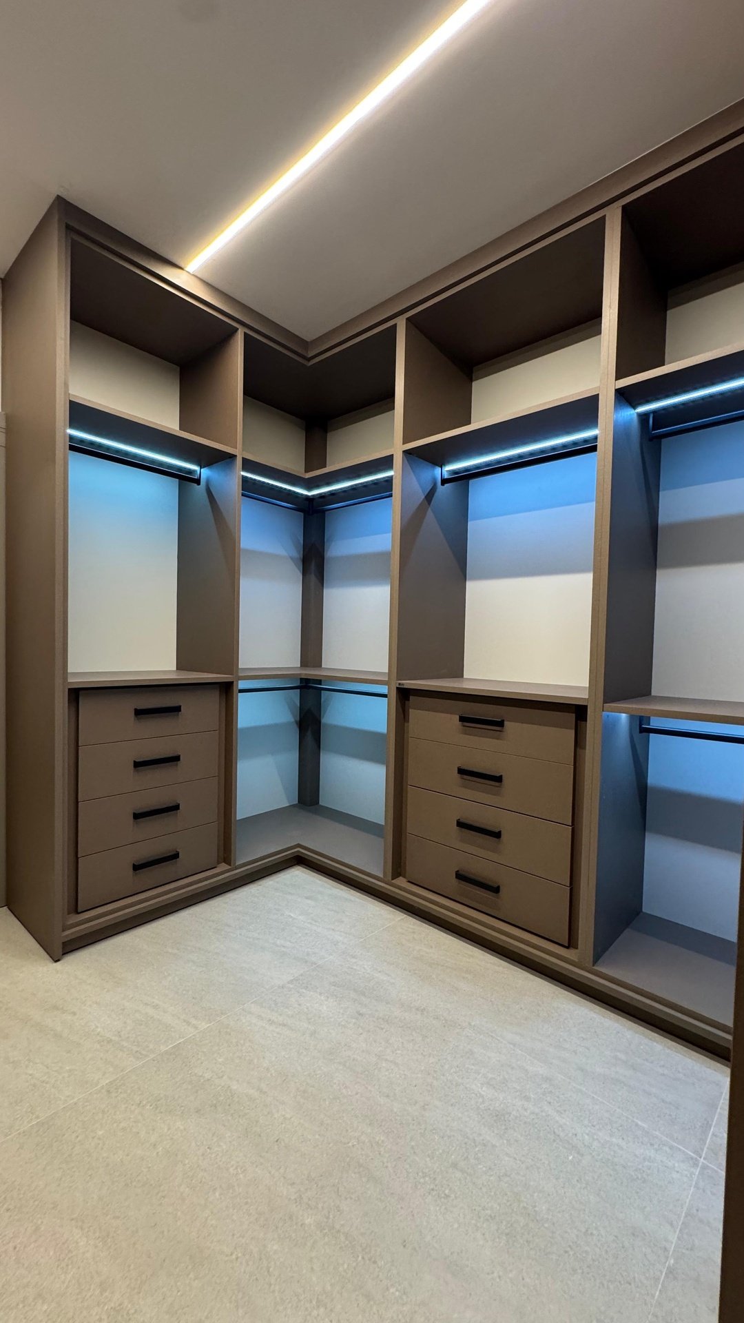 Casa de Condomínio à venda com 4 quartos, 348m² - Foto 15