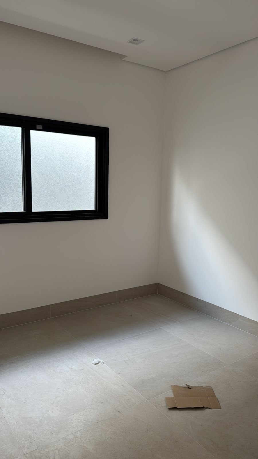 Casa de Condomínio à venda com 3 quartos, 248m² - Foto 4