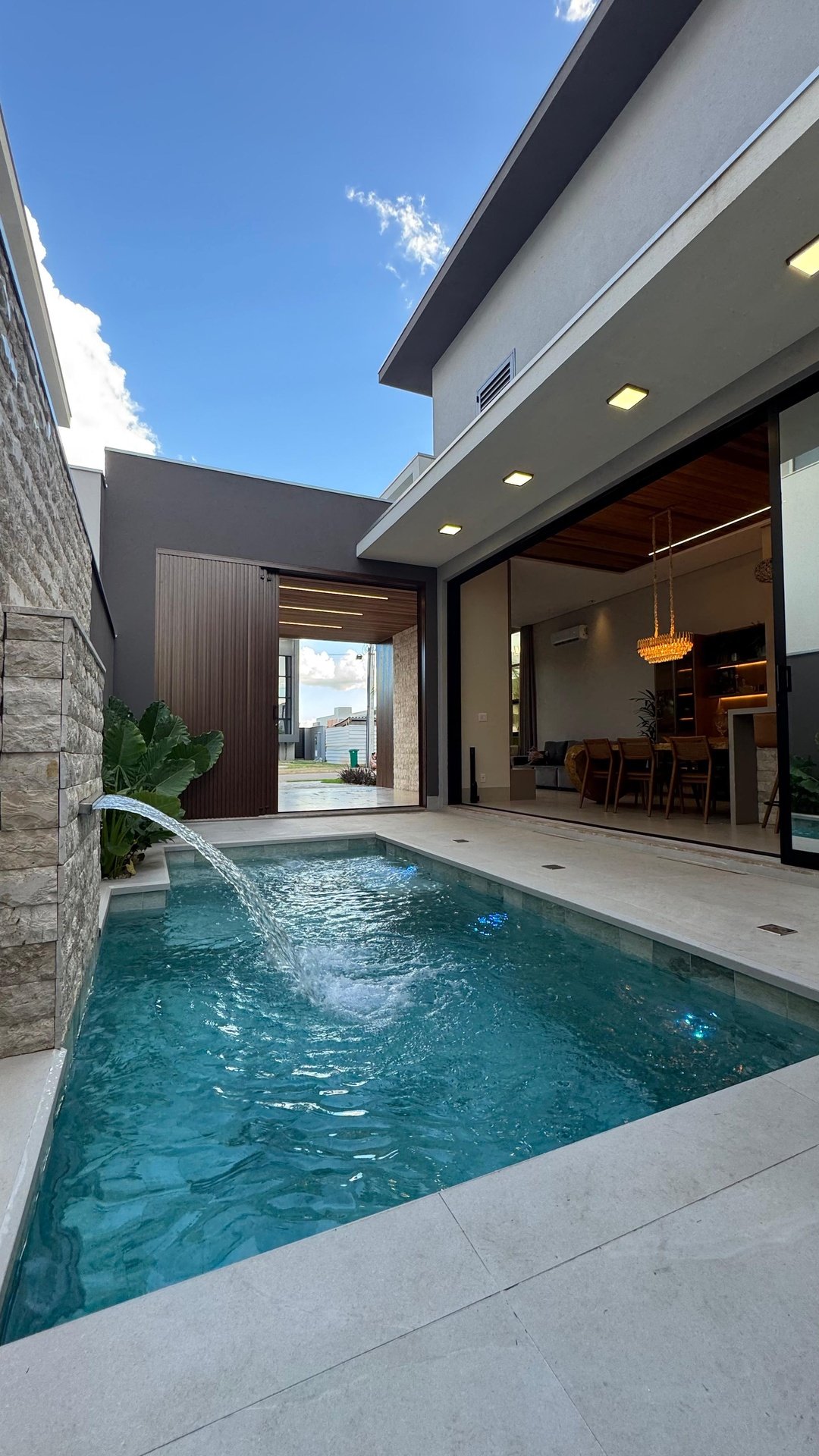 Casa de Condomínio à venda com 3 quartos, 160m² - Foto 4