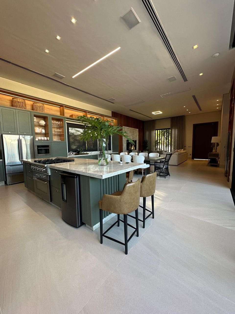 Casa de Condomínio à venda com 4 quartos, 387m² - Foto 7