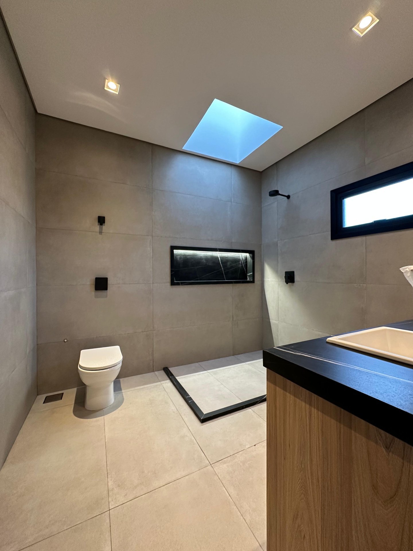 Casa de Condomínio à venda com 4 quartos, 374m² - Foto 7
