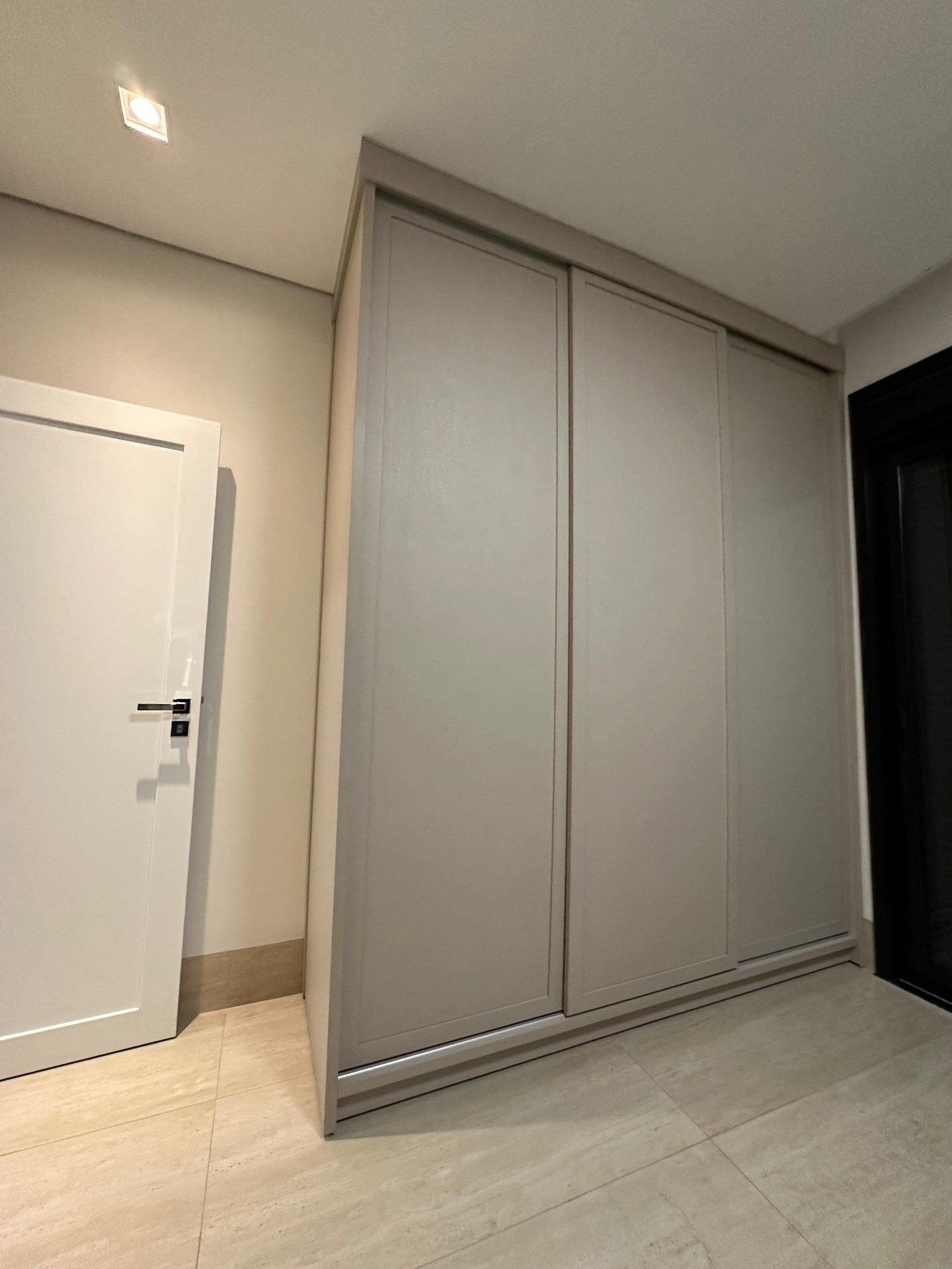 Casa de Condomínio à venda com 4 quartos, 374m² - Foto 3