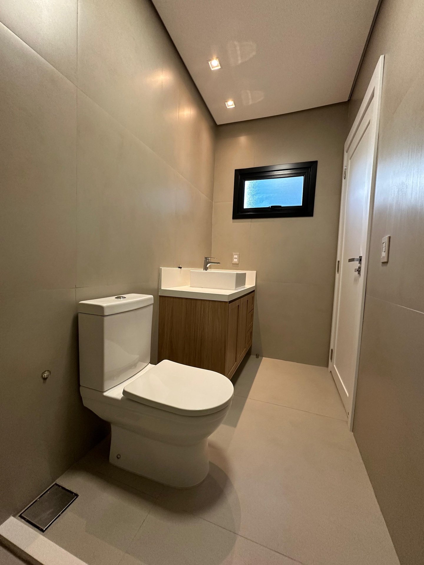 Casa de Condomínio à venda com 4 quartos, 374m² - Foto 13