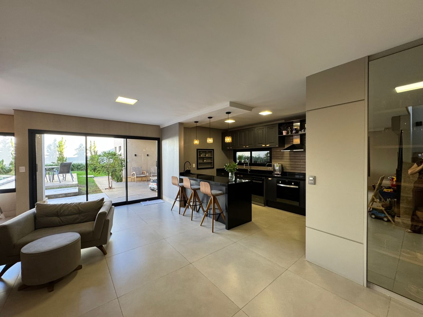 Casa de Condomínio à venda com 3 quartos, 311m² - Foto 17