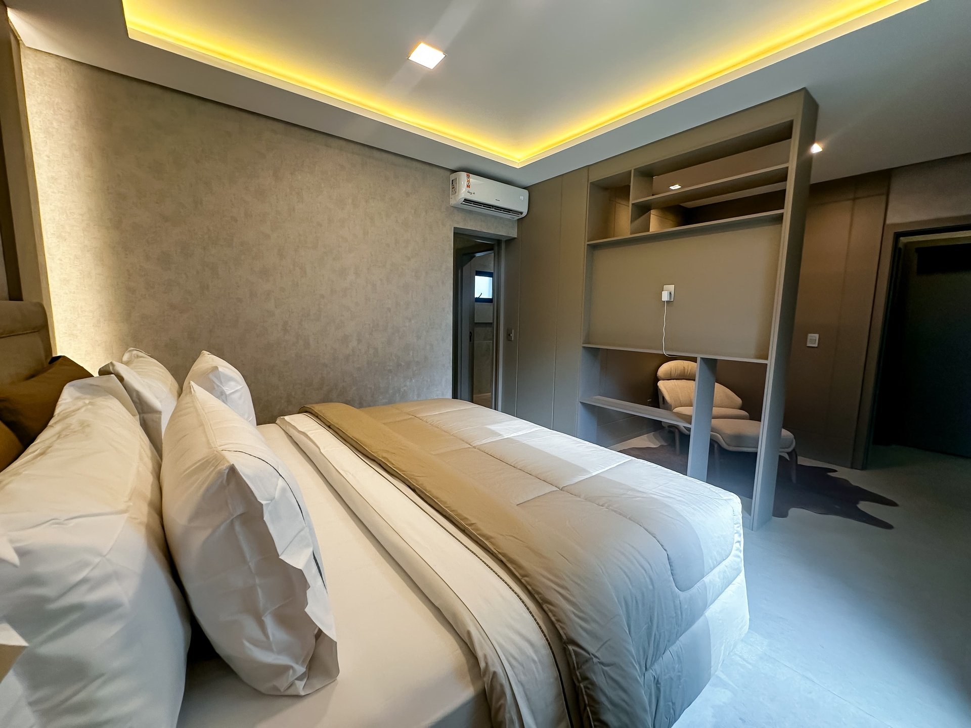 Casa de Condomínio à venda com 3 quartos, 205m² - Foto 10