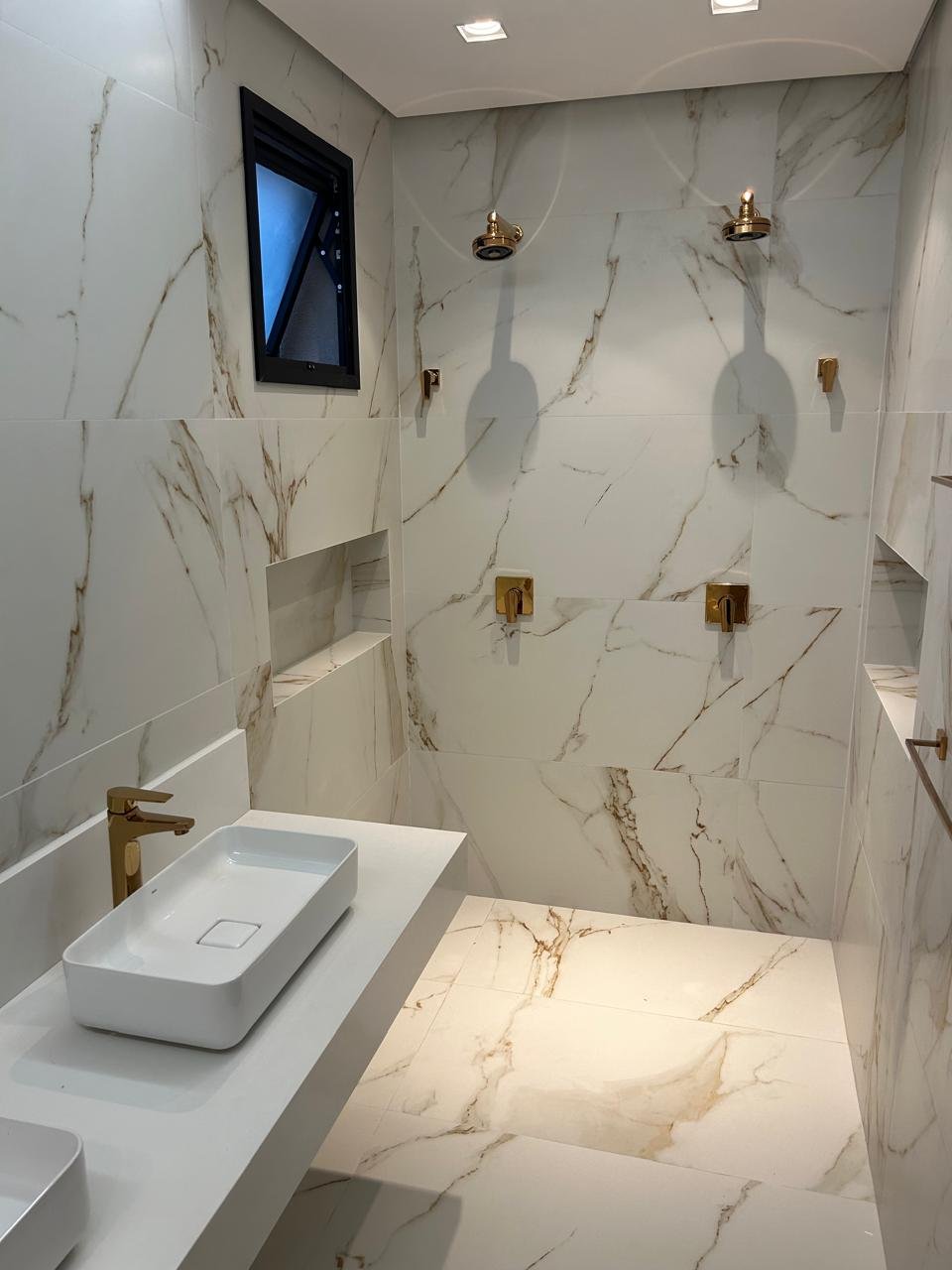 Casa de Condomínio à venda com 3 quartos, 250m² - Foto 19