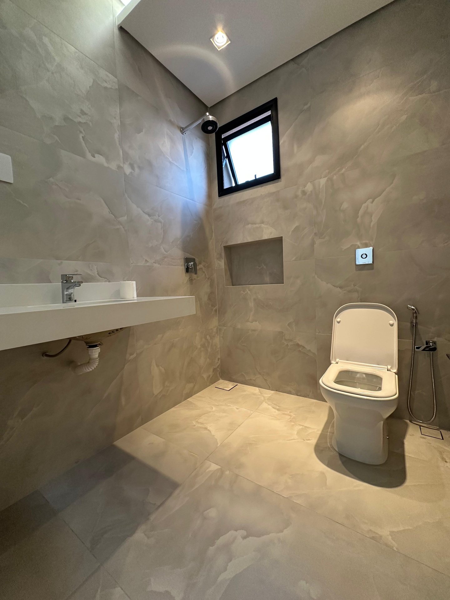 Casa de Condomínio à venda com 3 quartos, 250m² - Foto 37
