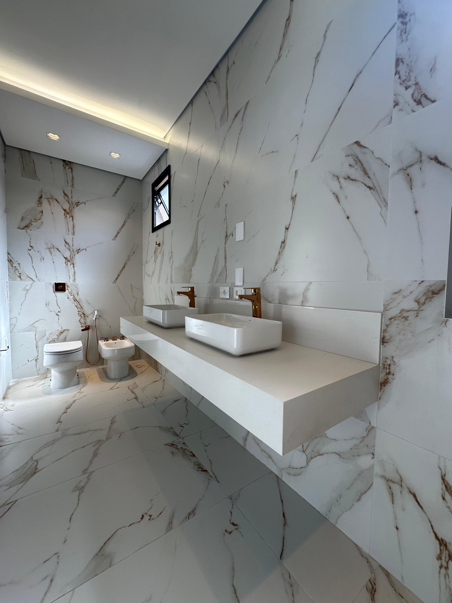 Casa de Condomínio à venda com 3 quartos, 250m² - Foto 34