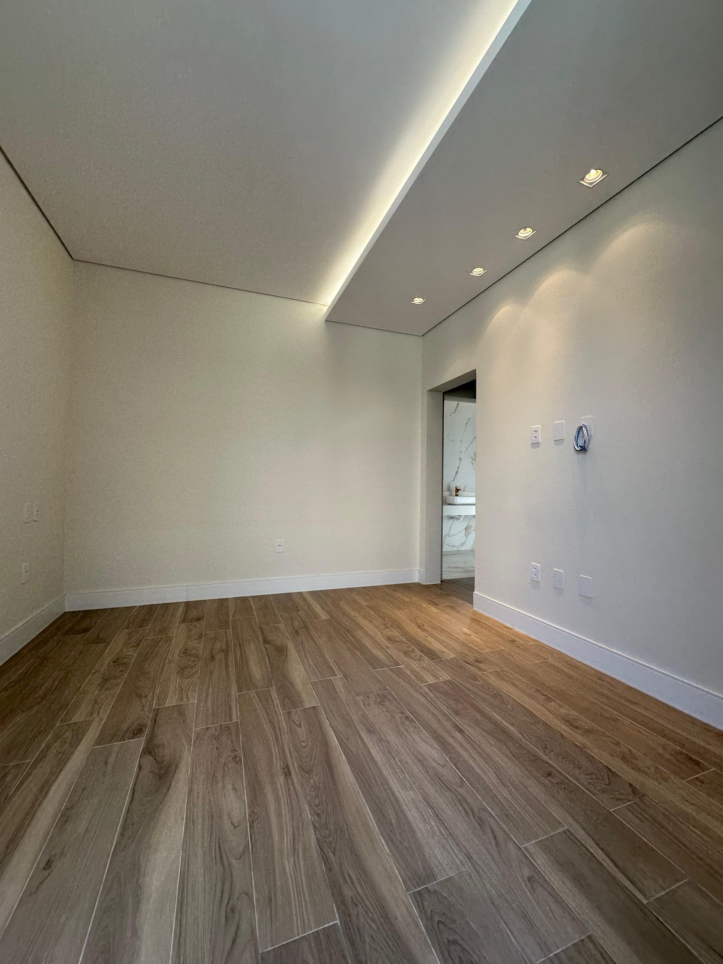 Casa de Condomínio à venda com 3 quartos, 250m² - Foto 44