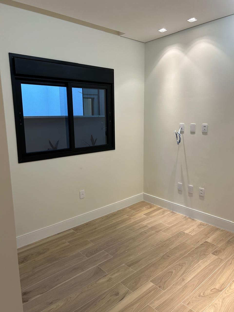 Casa de Condomínio à venda com 3 quartos, 250m² - Foto 25