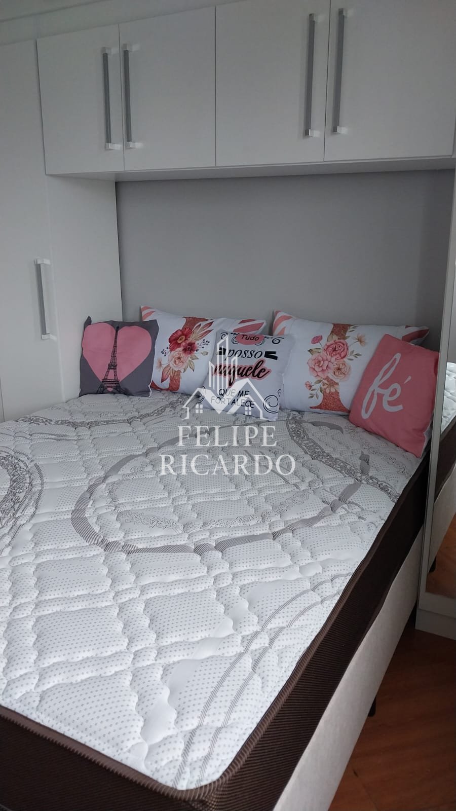 Apartamento à venda com 2 quartos, 70m² - Foto 9