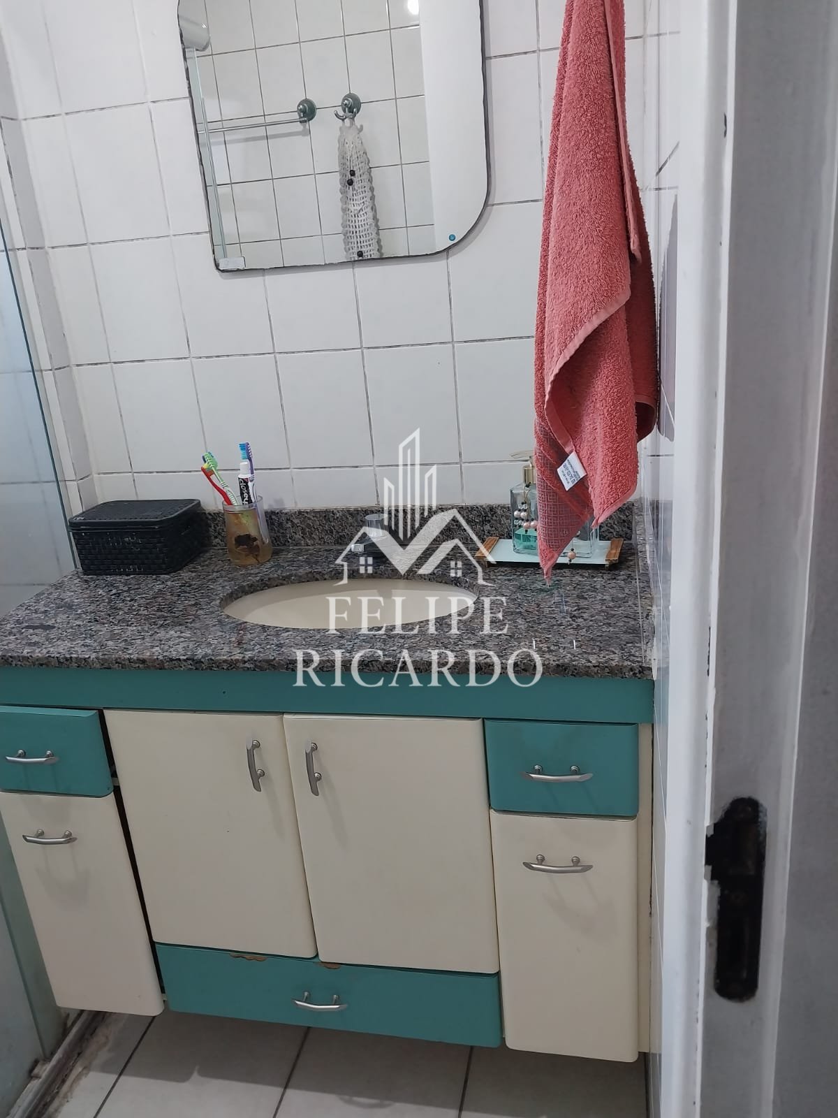 Apartamento à venda com 2 quartos, 70m² - Foto 14