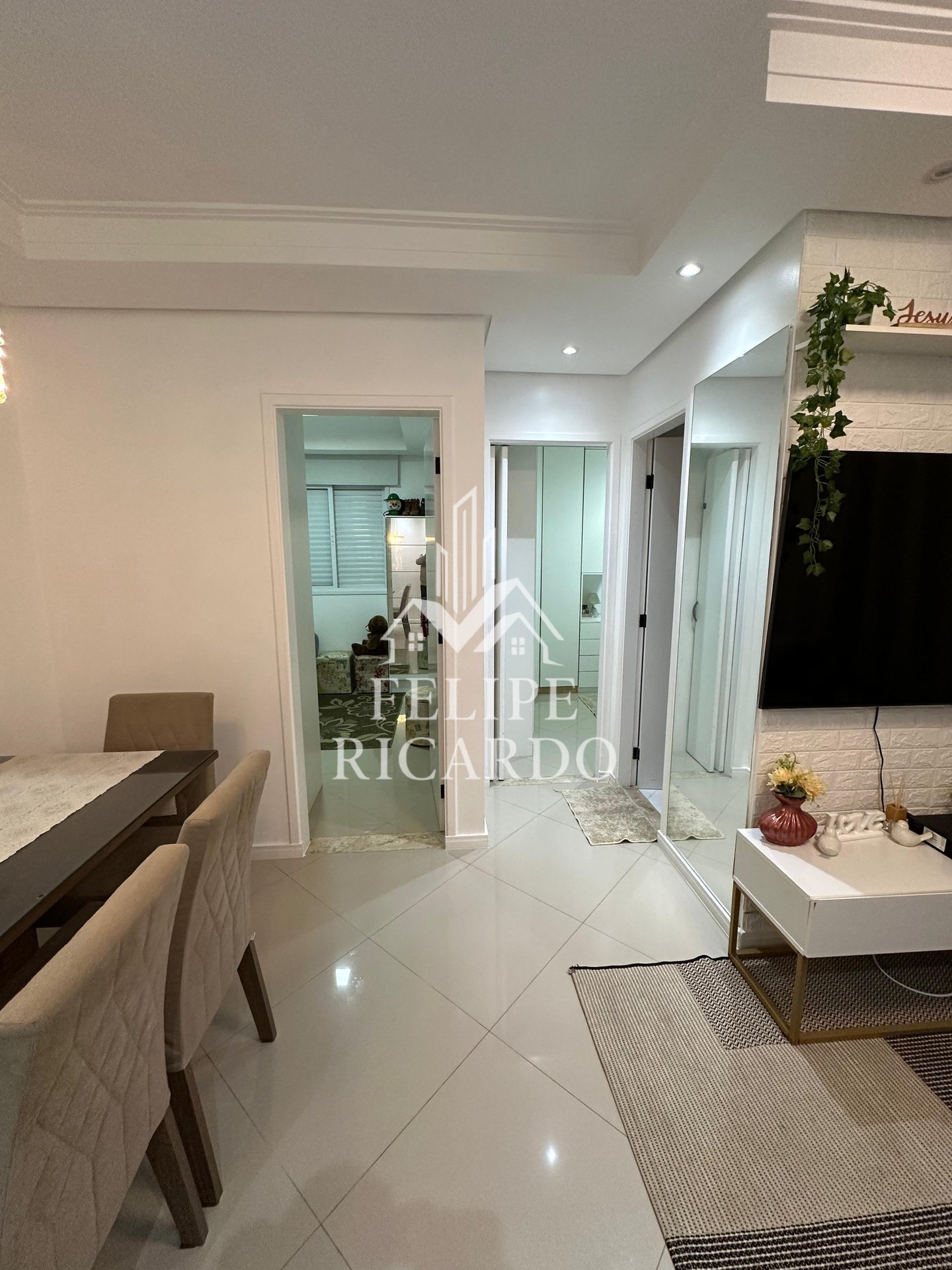Apartamento para alugar com 2 quartos, 55m² - Foto 5