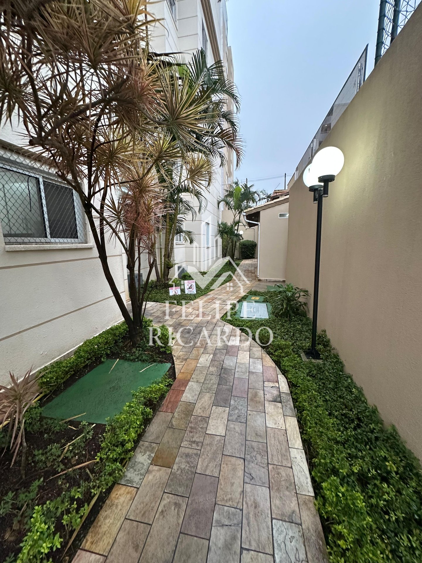Apartamento para alugar com 2 quartos, 55m² - Foto 25