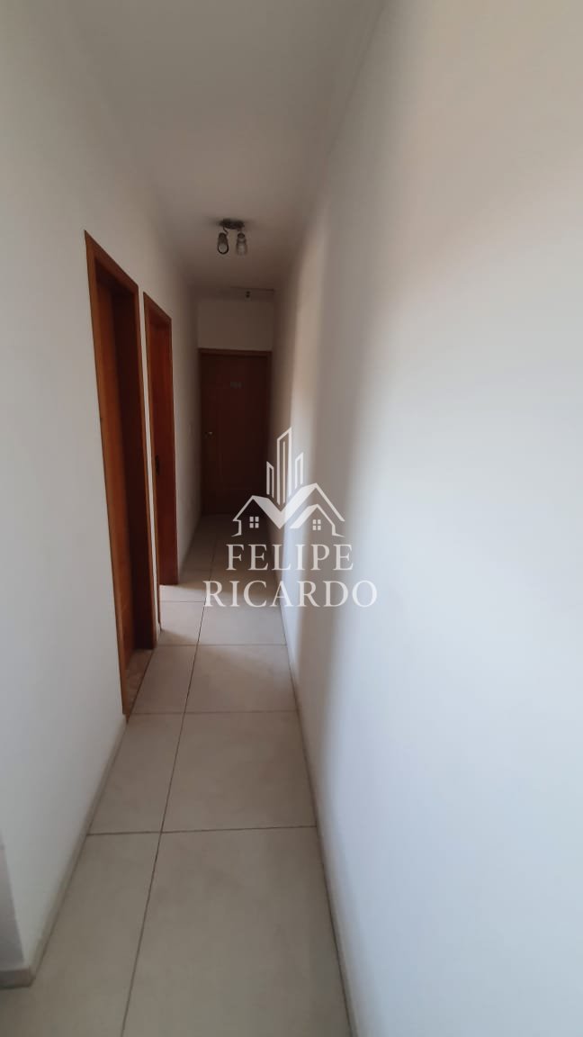 Casa à venda com 4 quartos, 215m² - Foto 5