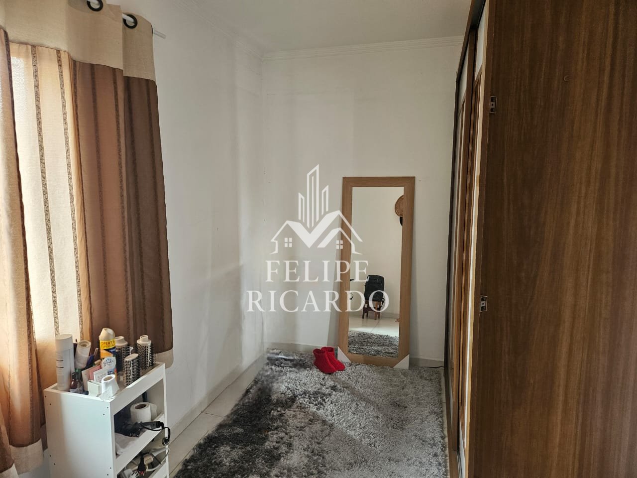 Casa à venda com 4 quartos, 215m² - Foto 11